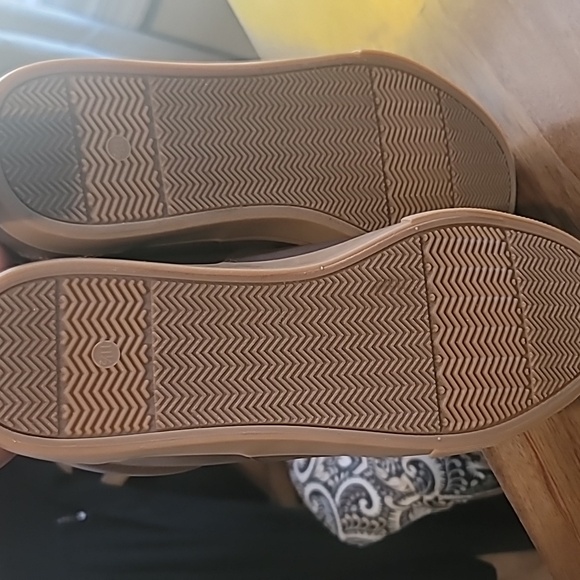 Casual Brown Men's Sneakers - Picture 5 of 5